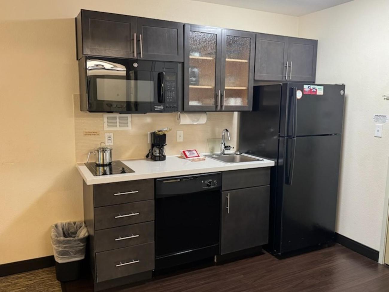 Candlewood Suites Eugene Springfield By Ihg Exterior photo